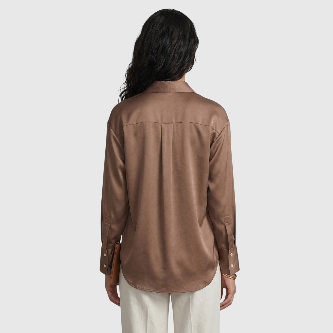Chemise femme fluide manches longues col classique fermeture boutonnée