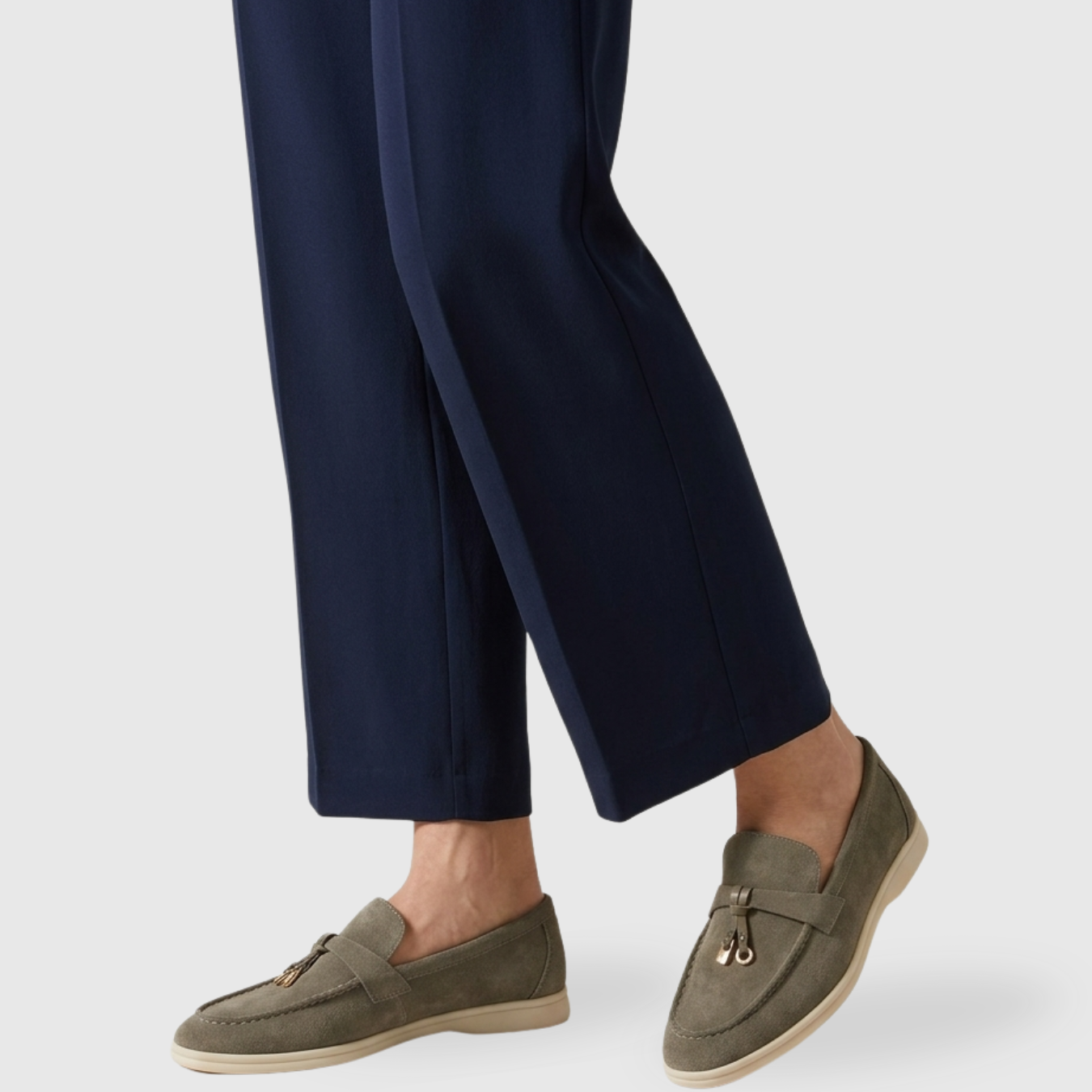 Mocassins femme en suédine à enfiler semelle plate